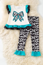 Load image into Gallery viewer, Turquoise Cow Print Tunic &amp; Bell Bottom Set
