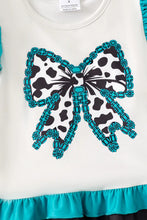 Load image into Gallery viewer, Turquoise Cow Print Tunic &amp; Bell Bottom Set
