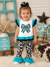Load image into Gallery viewer, Turquoise Cow Print Tunic &amp; Bell Bottom Set
